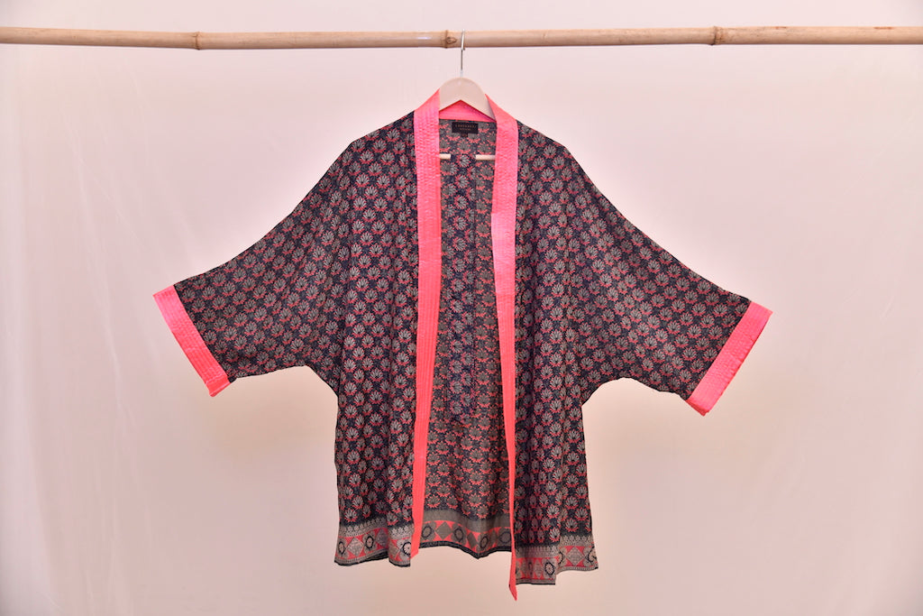 Yamuna Satin Kimono - 2XL/3XL